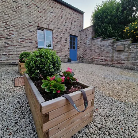 Charming In Noville-les-bois